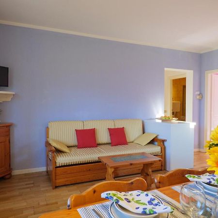 Casa Del Sole 4 Lägenhet Colico Exteriör bild