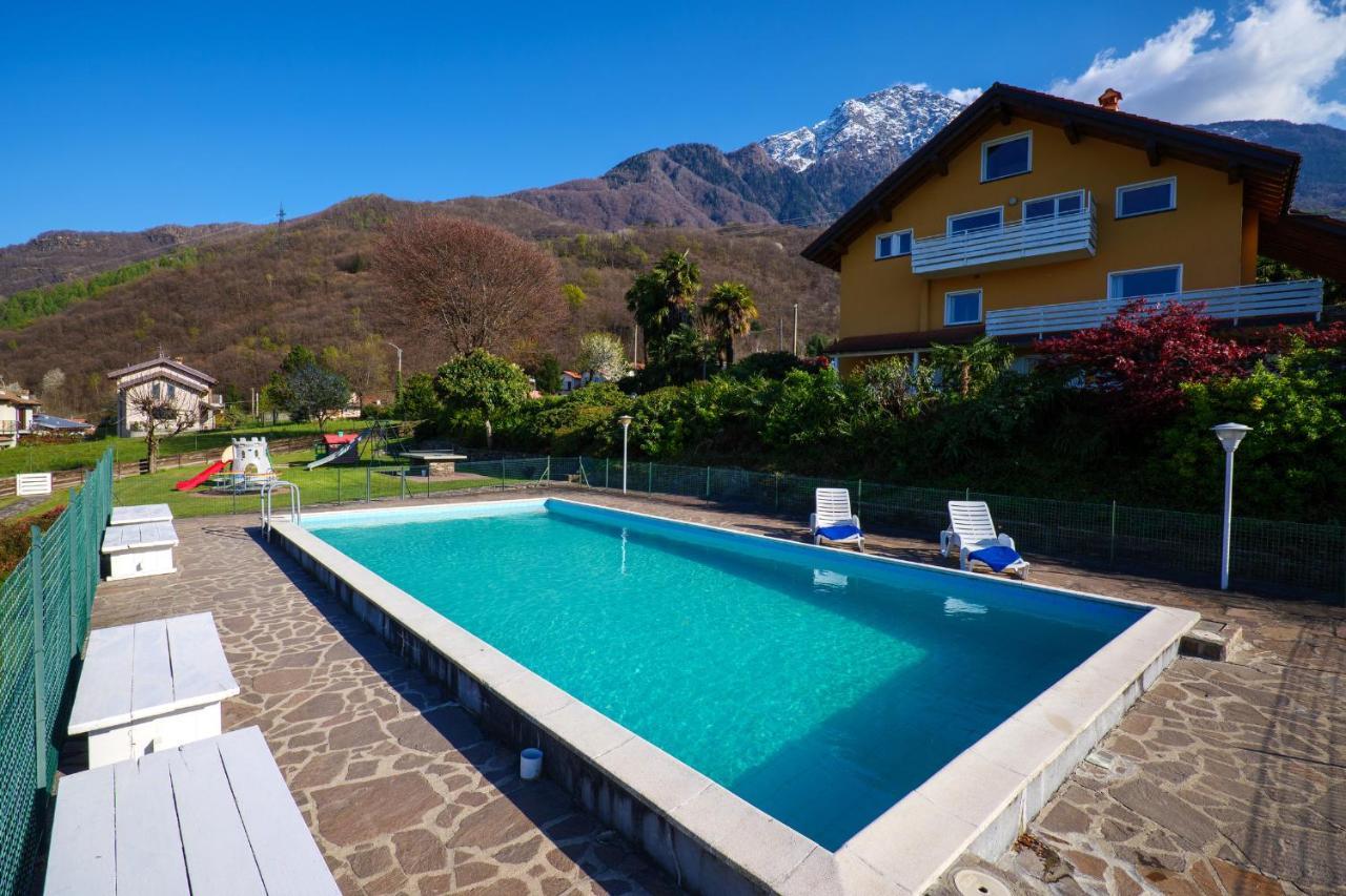 Casa Del Sole 4 Lägenhet Colico Exteriör bild