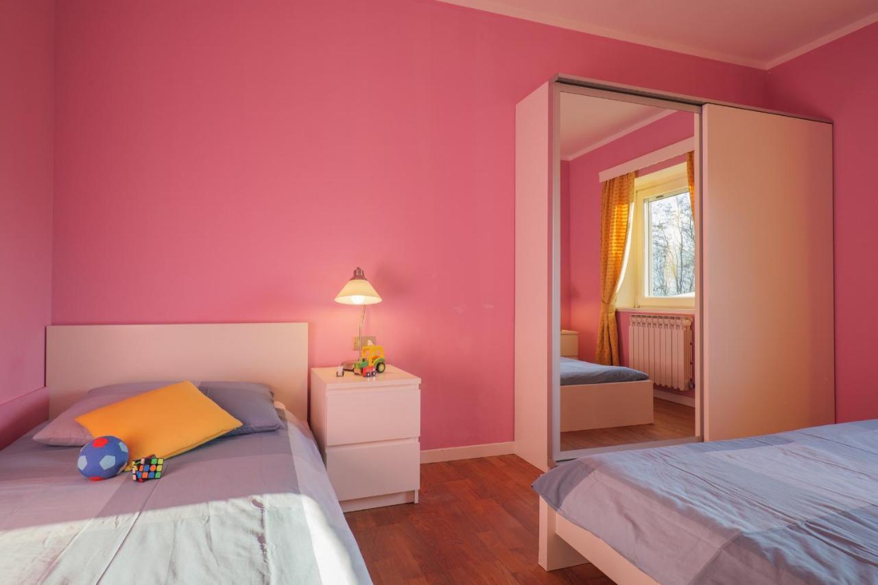 Casa Del Sole 4 Lägenhet Colico Exteriör bild